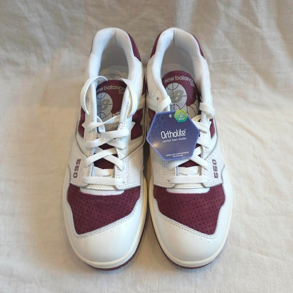 New Balance 550 white and burgundy trainers - Size 9.5M